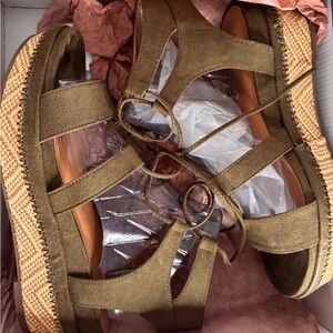 Franco Sarto Olive Suede Sandals